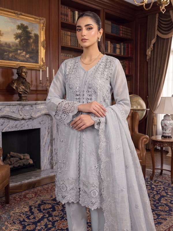Pakistani Suit Is Perfect For Any Occasion Grey Heavy Chiffon With Elegant Coty With Full Of Embroidery Work